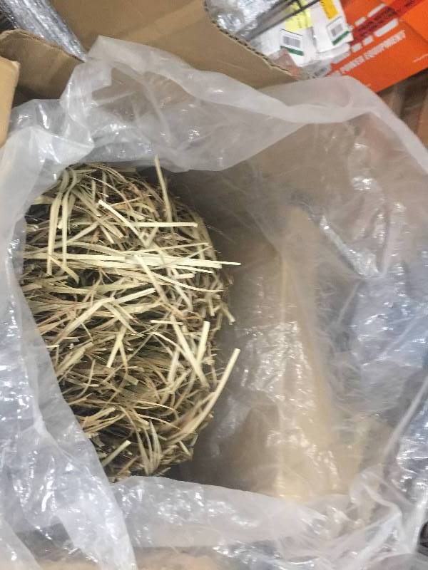 lot 7 image: 30 in. x 60 ft. Mexican Thatch Runner Roll OPEN BOX NEVER USED