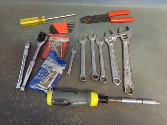 lot 29 image: Tools