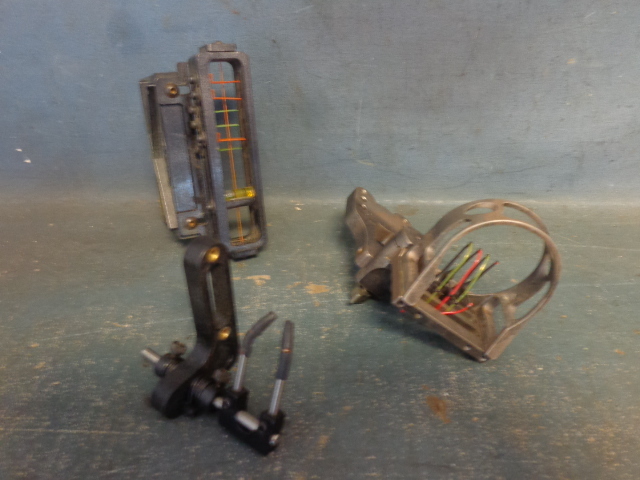 lot 51 image: Sights and Arrow Rest