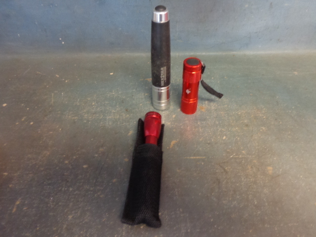 lot 57 image: Flashlights