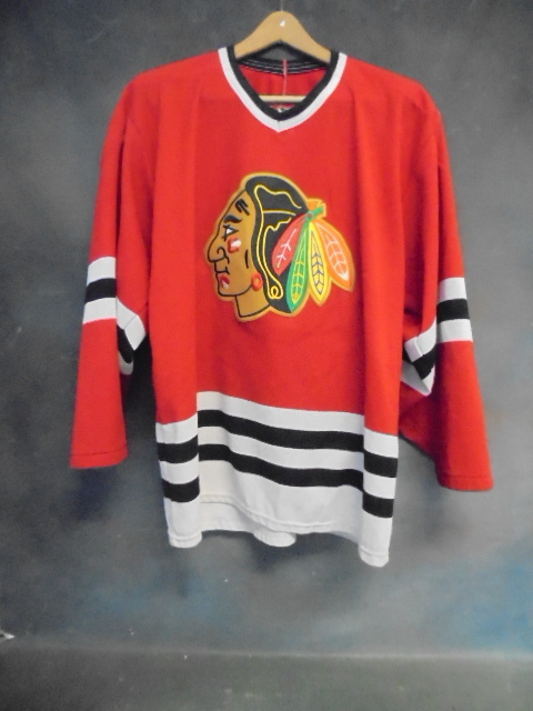lot 62 image: Chicago Black Hawk Jersy