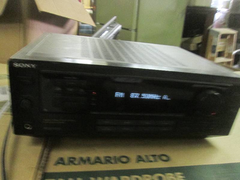 lot 412 image: Sony fm stereo reciever STR-D5507 p...