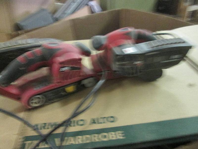 lot 417 image: 2 skill sanders one tested and work...