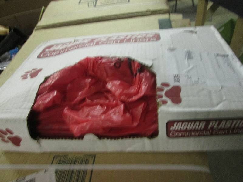 lot 33 image: jaguar commercial can liners 40-45 ...