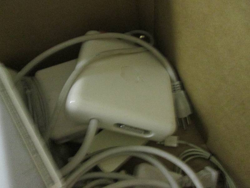 lot 443 image: lot of apple power supplys for lapt...
