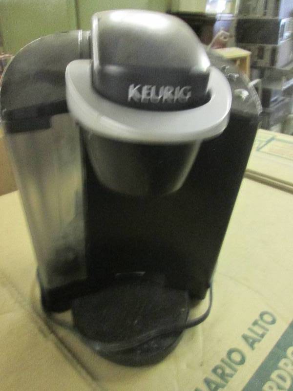 lot 445 image: keurig powers on ...