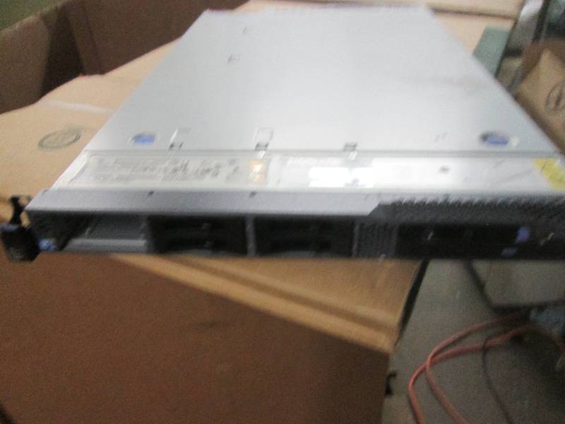 lot 462 image: Avaya 7946-AC1 server no hardrive c...
