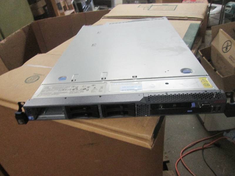 lot 464 image: Avaya 7946-AC1 server no hardrive c...