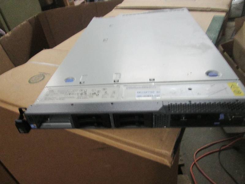 lot 465 image: Avaya 7946-AC1 server no hardrive c...