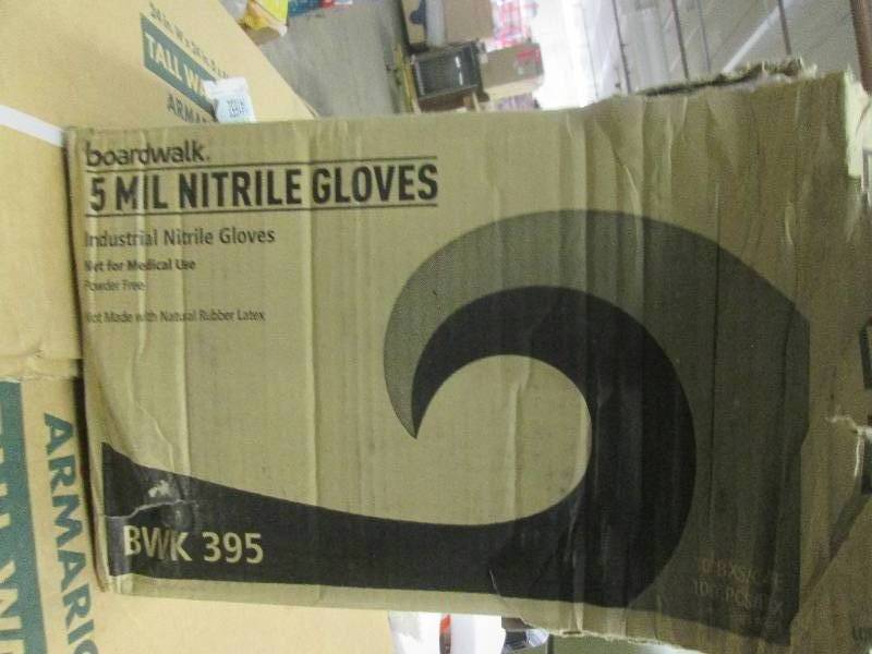 lot 68 image: 1 case of boardwalk 5mil nitrile gl...