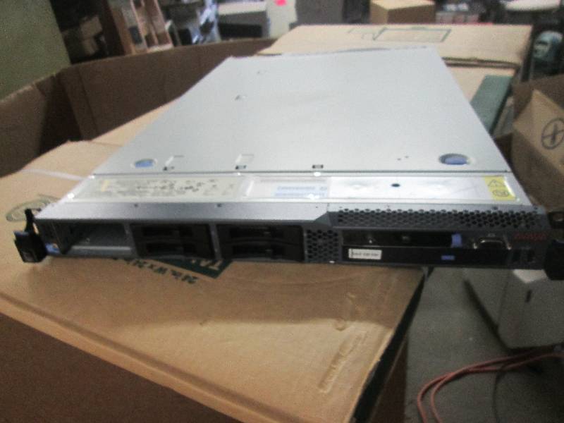 lot 475 image: Avaya 7946-AC1 server no hardrive c...