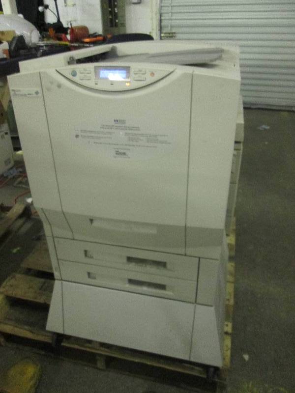 lot 492 image: color laser jet 8500n powers on has...