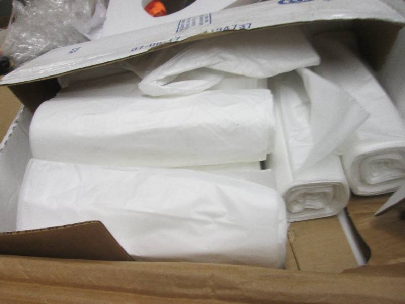 lot 145 image: 1 case of 40x48 can liners open b...