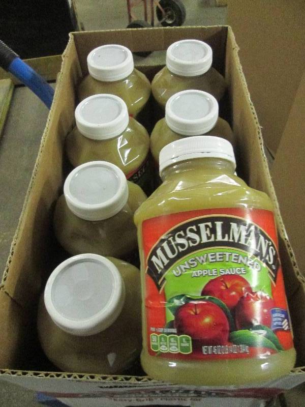 lot 554 image: 846oz musselmans unsweetened appl...