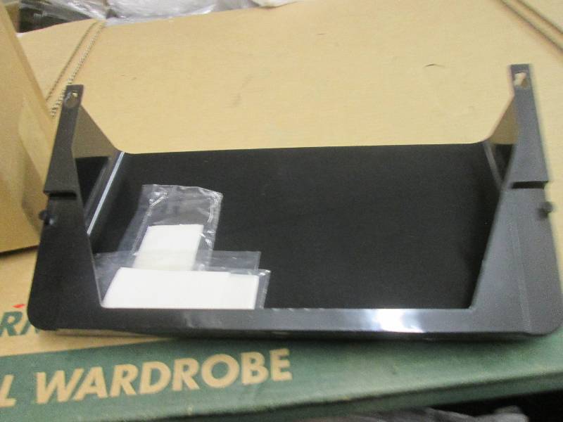 lot 73 image: 3-pack of plastic wall files ...