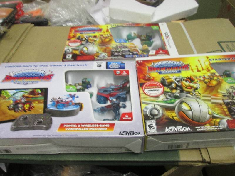 lot 190 image: 1 wii skylander superchargers start...