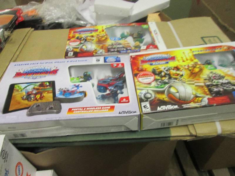 lot 195 image: 1 wii skylander superchargers start...