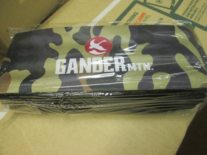 lot 201 image: 1 case of 300 gander mountain slap ...
