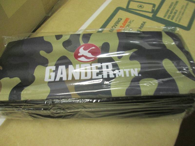 lot 202 image: 1 case of 300 gander mountain slap ...