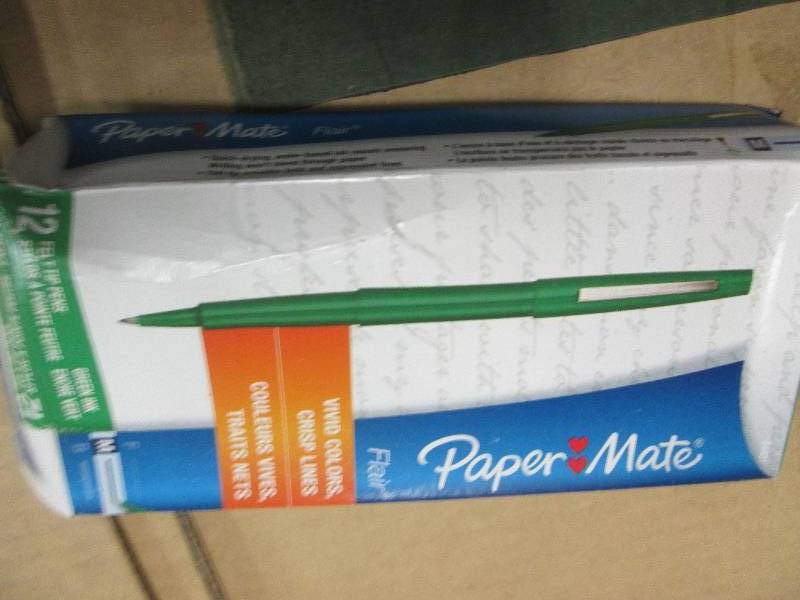 lot 230 image: 1 case of 12 papermate green felt t...