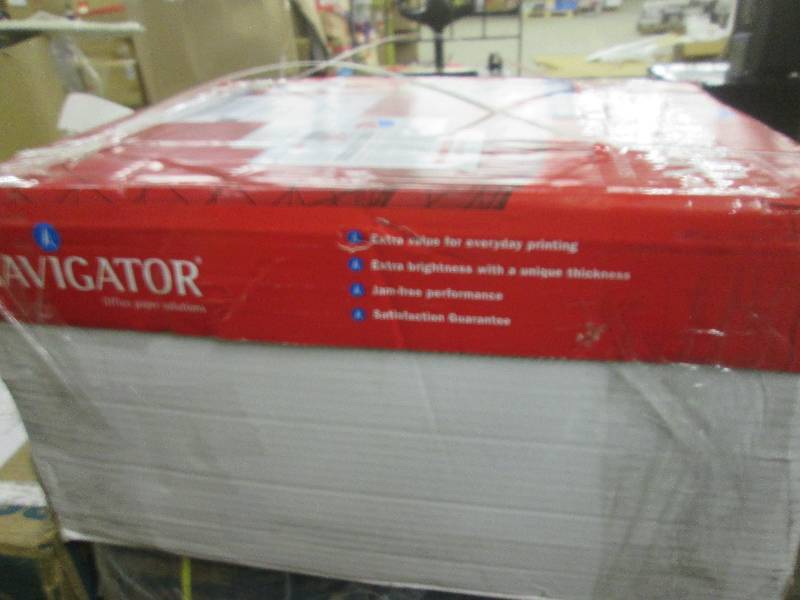 lot 252 image: 1 case of navigator copy paper extr...