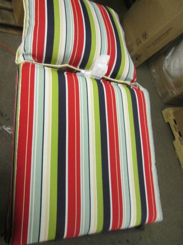lot 256 image: new  chair cushion ...