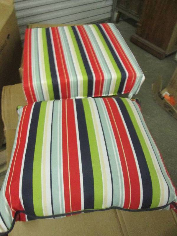 lot 259 image: new chair cushion ...