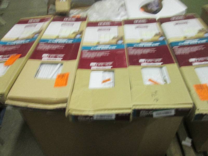 lot 320 image: 5 home decorators codless 2inch fau...