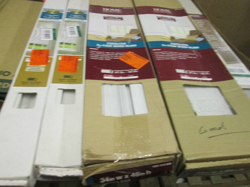 lot 323 image: 5 hampton bay window blinds 3-34x4...