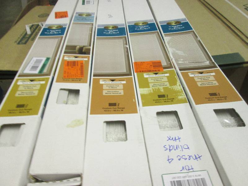 lot 330 image: 5 home decorators window blinds var...