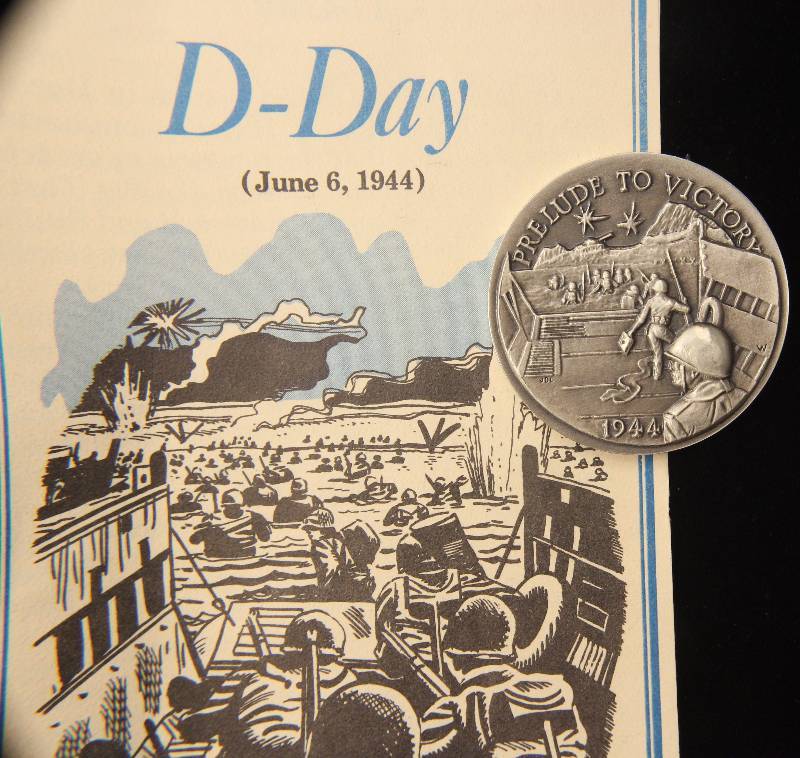 VINTAGE D-DAY 1.11 TROY OZ. STERLING SILVER ART ROUND LONGINES SYMPHONETTE SOCIETY