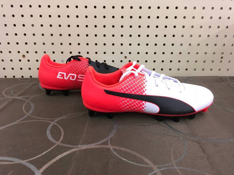 PUMA Kids EVOSPEED 5.5 TRICKS  Black-White-Red 6, MSRP $23.99