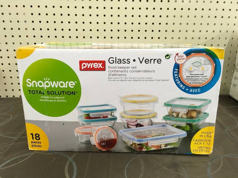 PYREX SNAPWARE 18PC