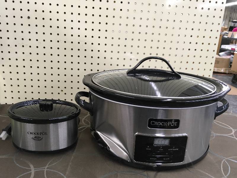 6 QT CROCK POT WITH LITTLE CROCK, LARGER CROCK DENTED