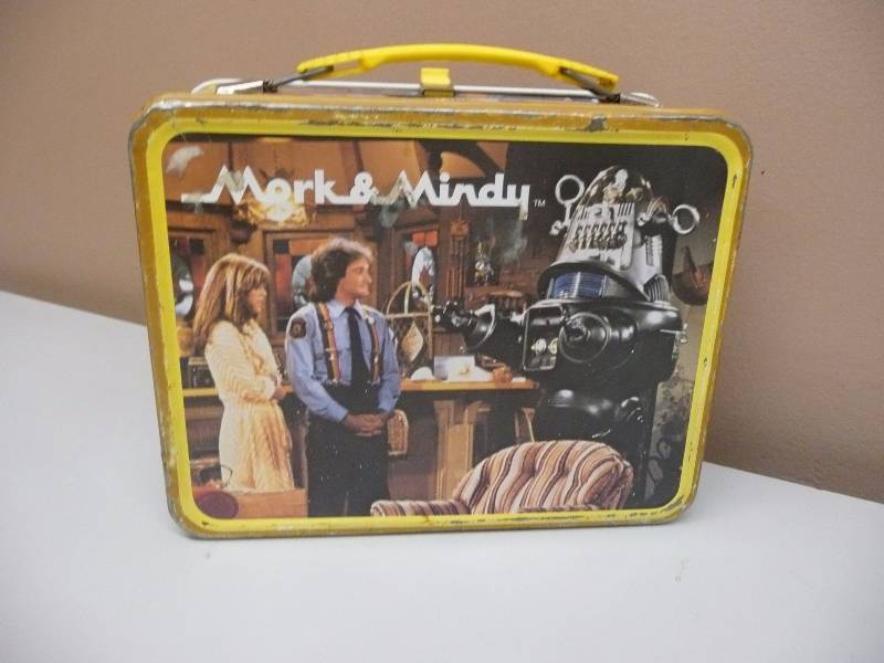 lot 21 image: MORK & MINDY LUNCH BOX - NICE CONDITION - SEE PICTURES