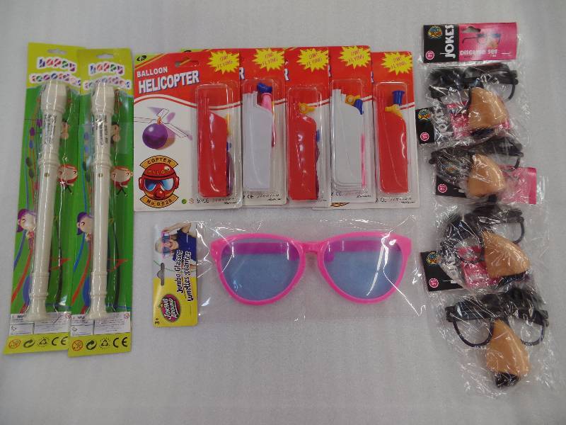 Balloon Helicopter, Jumbo Glasses, Recorder & Disguise Glasses