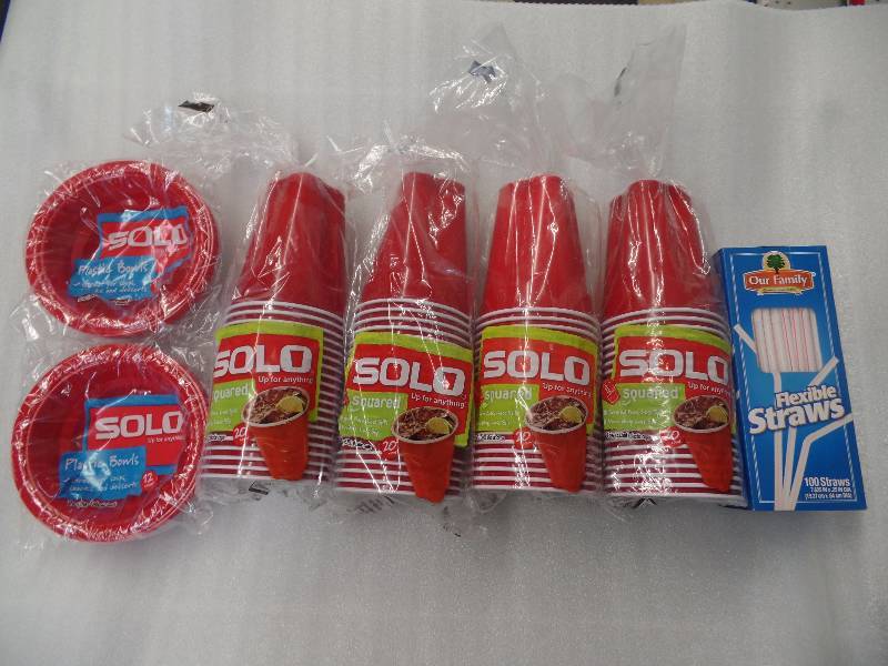Solo Cups, Bowls & Straws