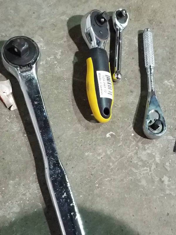 Lot of (4) Ratchet, Stubby Ratchet