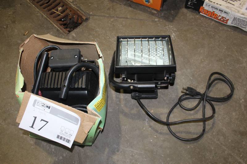Lot of (2) Shop Lights