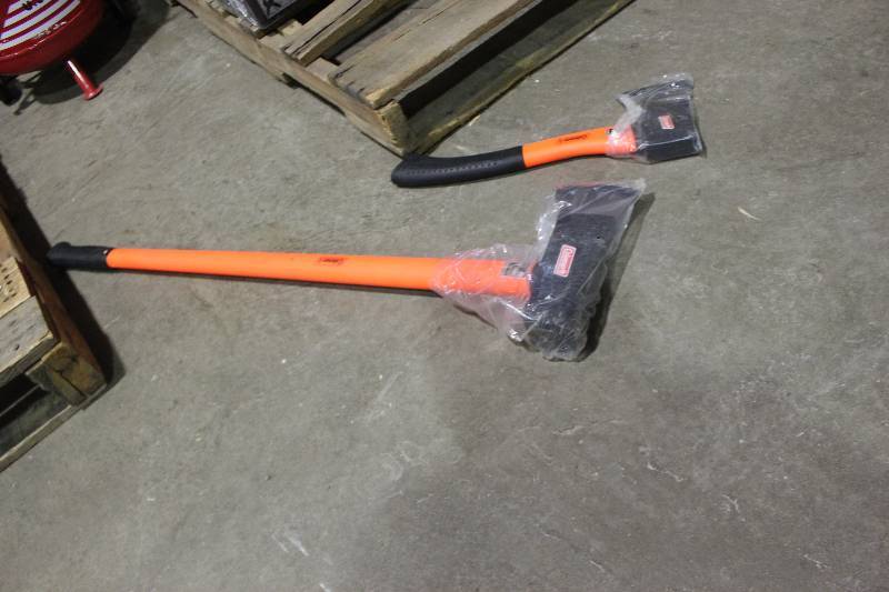 Coleman 8lb. Splitting Maul & 2lb. Axe