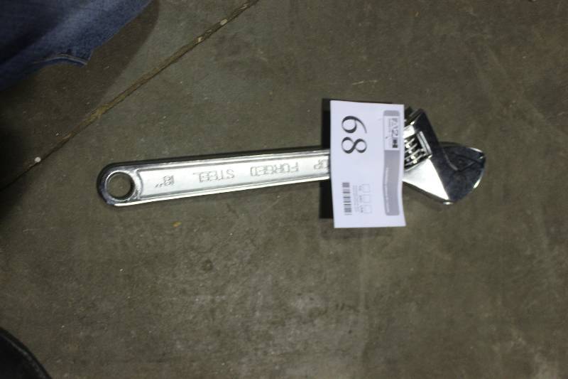 18in. Adjustable Wrench