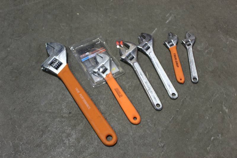 Lot of (6) Adjustable Wrenches
