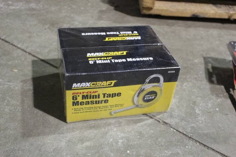 Box Lot of MaxCraft Belt-Clip 6ft. Mini Tape Measures