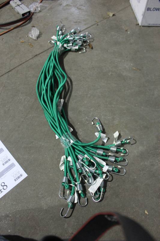 Lot of (18) Heavy Duty Bungee Cords