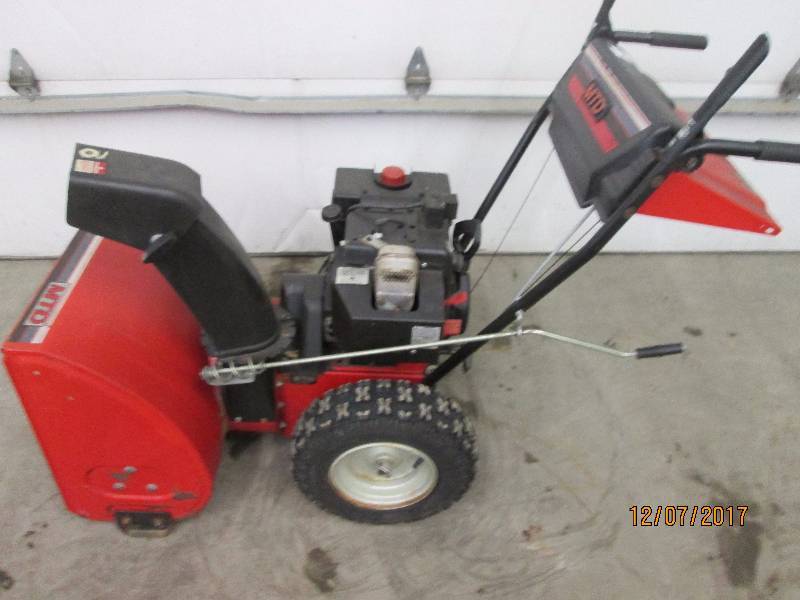 lot 7 image: MTD Snow Blower