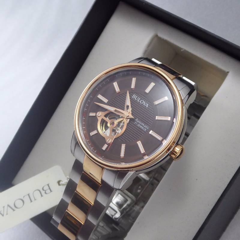 lot 21 image: Bulova Mens Two-Tone Automatic Watch