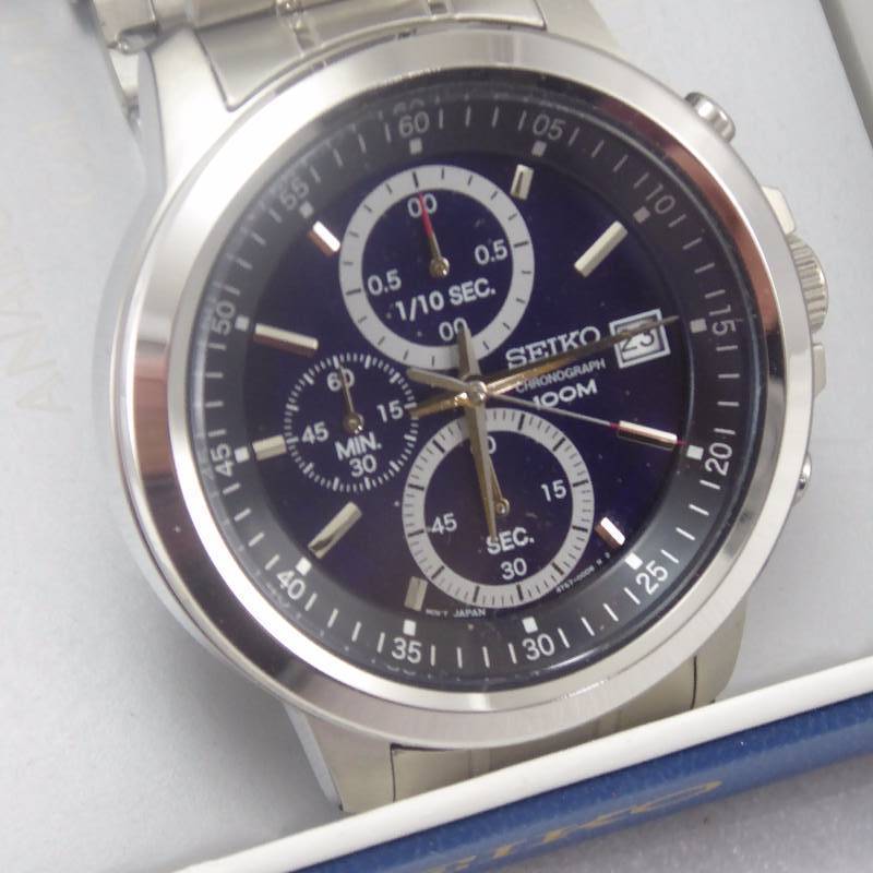 lot 34 image: Seiko Mens Chronograph Analog Quartz Stainless Steel Watch