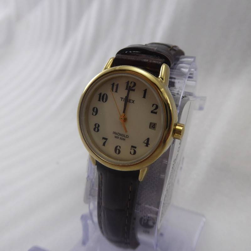 lot 63 image: Timex Womens Classic Brown Leather Watch