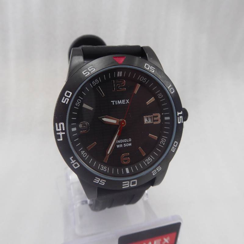 lot 67 image: Timex Mens Black Sport Watch