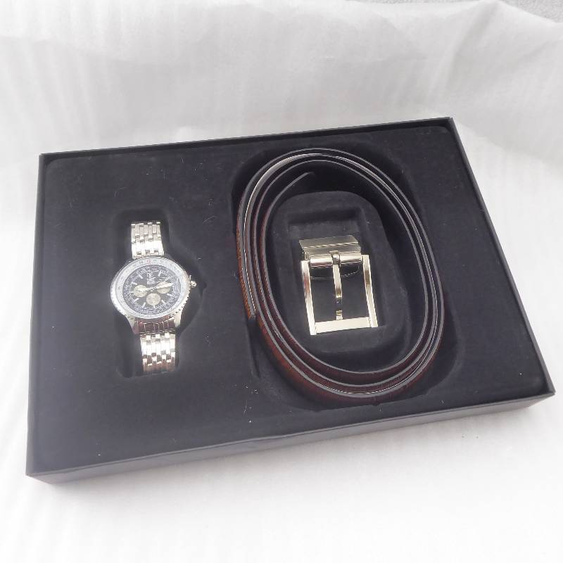 lot 71 image: Stacy Adams Mens Watch and Belt Gift Set